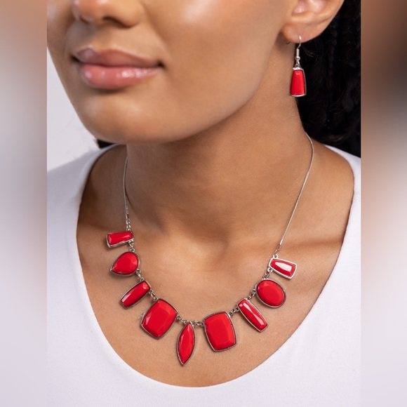 Red Necklace Earrings Included - Picture 3 of 4